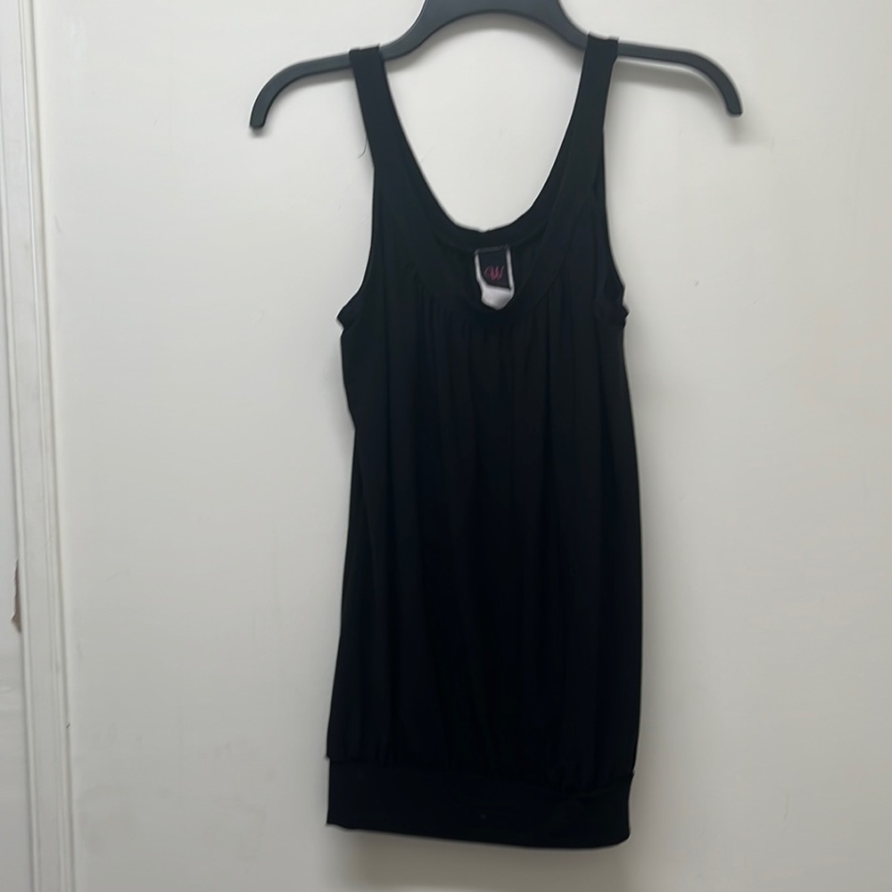 Wrapper Black Tank Top - Size L (Juniors)